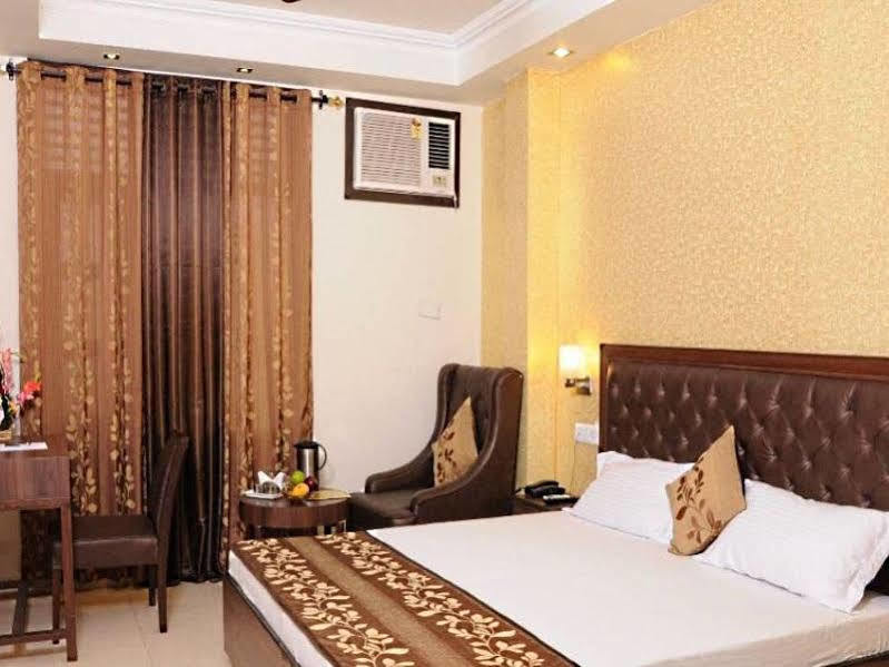 Hotel Diamond Inn Chandigarh Luaran gambar
